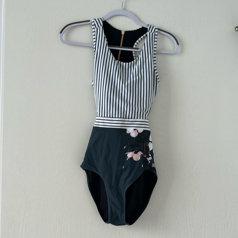 Women’s One Piece Swimsuit